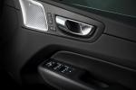 Volvo XC60 D4 Inscription 2017 года (UK)